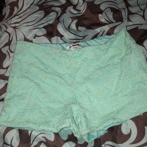 Tag 1080 stretch lace shorts. SZ XL